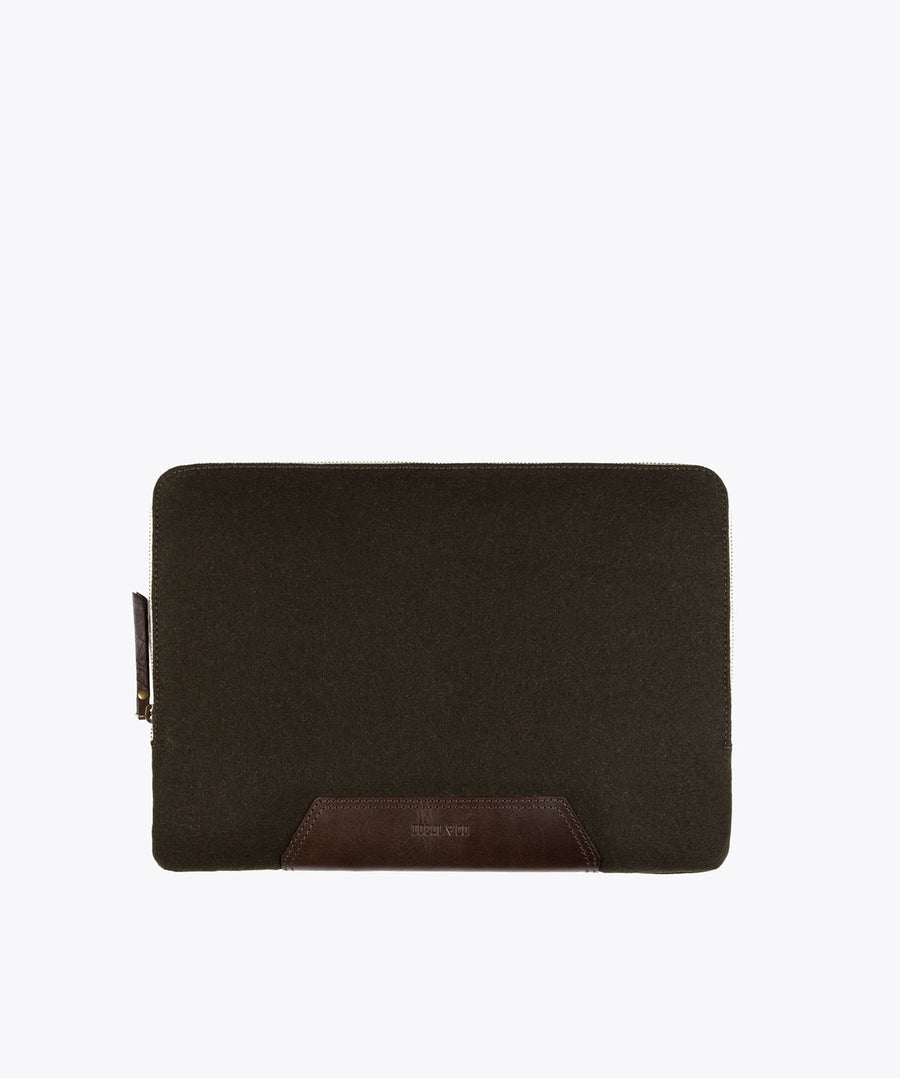 Dolinda Tablet Laptop case. Ideal&co. Laptop leather case. Tablet leather case.