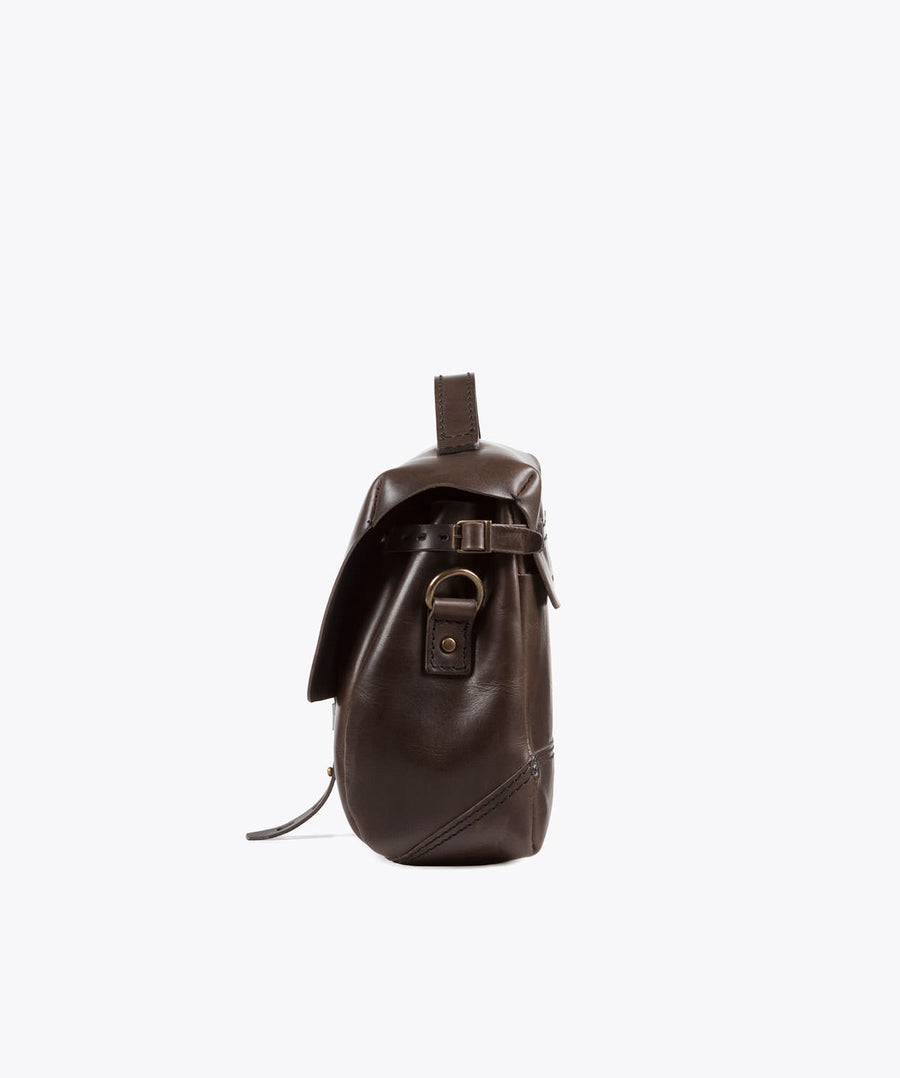 Junqueira Messenger. Ideal&co. Classic handbag. handmade handbag.