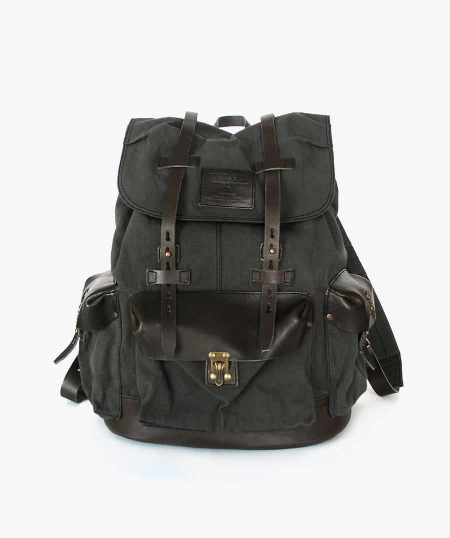 Valverde Backpack. Leather backpack. Waterproof backpack.